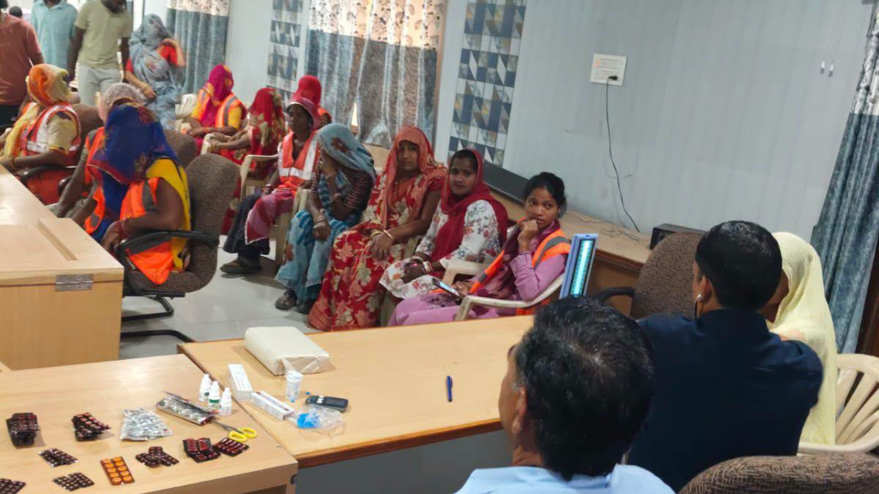 सोजत सिटी: स्वच्छता साथियों के लिए विशेष हेल्थ चेकअप शिविर सम्पन्न